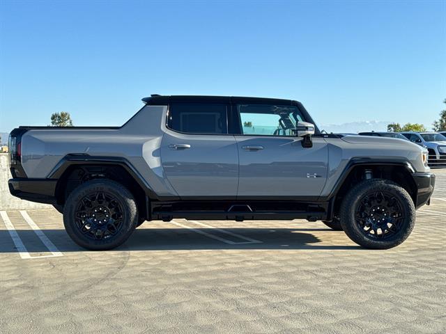 new 2025 GMC HUMMER EV Pickup car, priced at $103,465