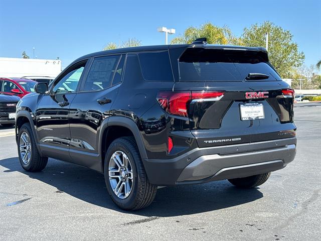 new 2025 GMC Terrain car, priced at $34,189