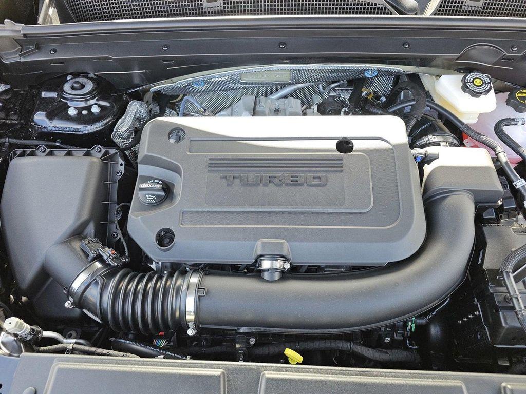 used 2025 Buick Envision car, priced at $41,235