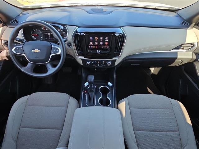used 2023 Chevrolet Traverse car, priced at $30,274