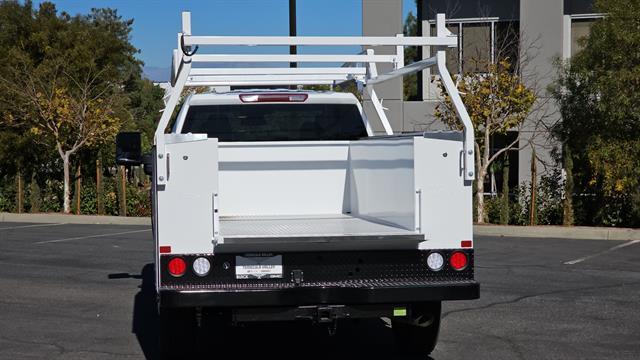 new 2025 GMC Sierra 2500 car, priced at $50,038