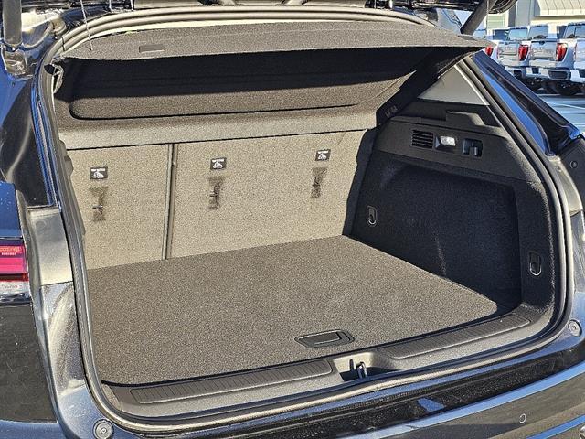 used 2023 Buick Envision car, priced at $37,000