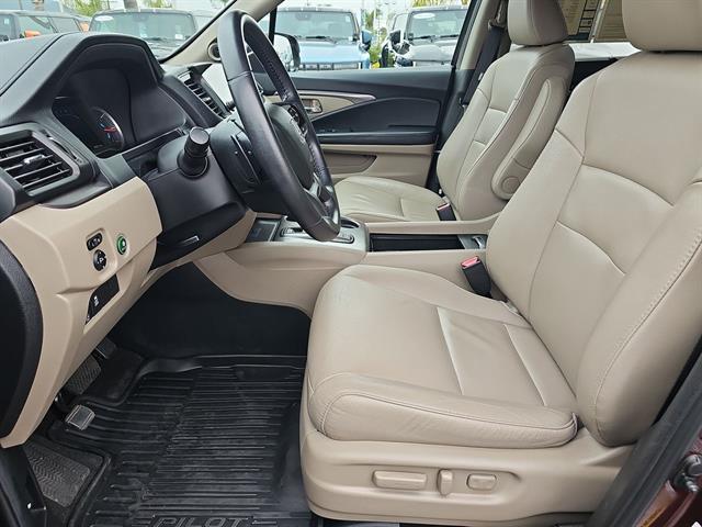 used 2022 Honda Pilot car, priced at $34,195