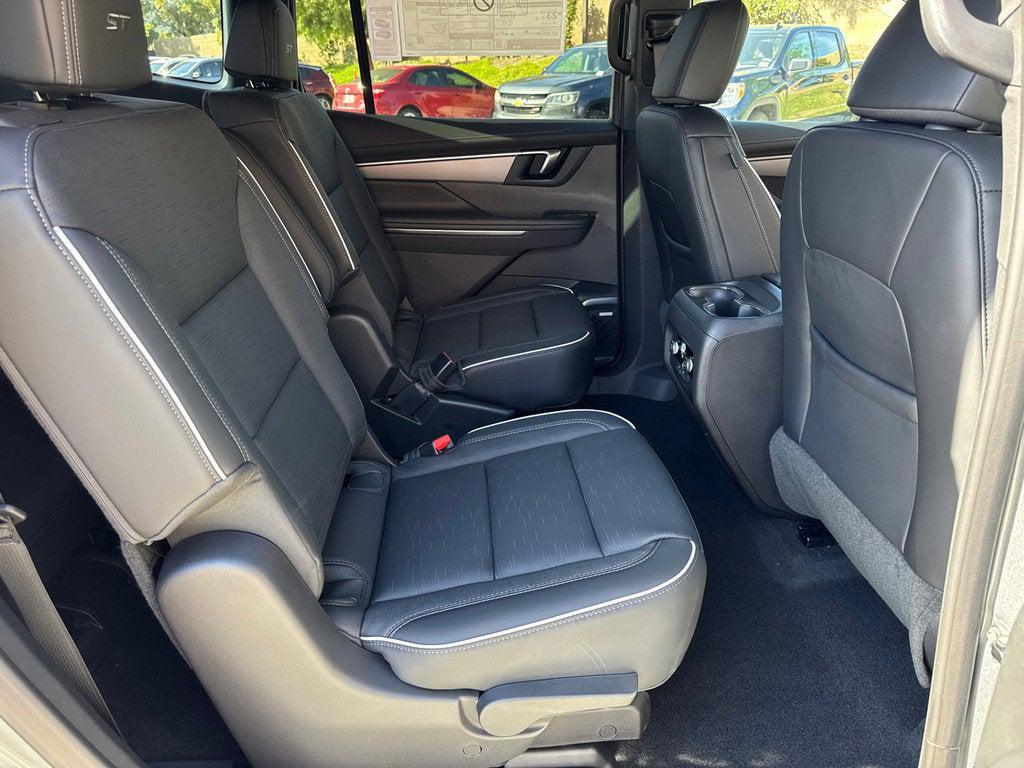 used 2025 Buick Enclave car, priced at $44,186