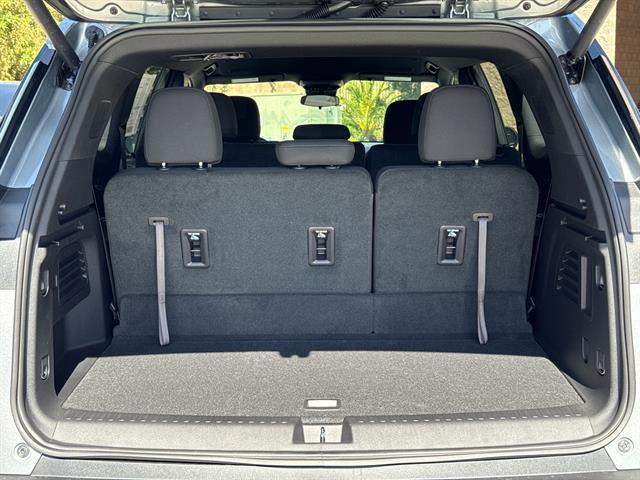 new 2025 GMC Acadia car, priced at $49,390