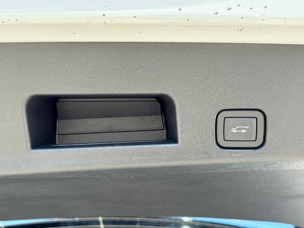 new 2026 GMC Acadia car, priced at $50,627