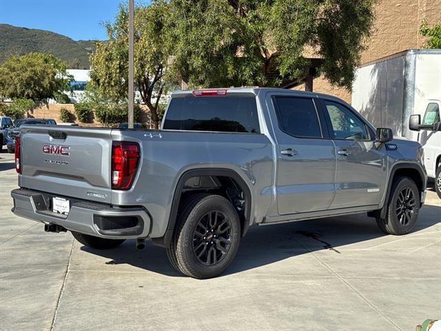 new 2025 GMC Sierra 1500 car, priced at $58,039