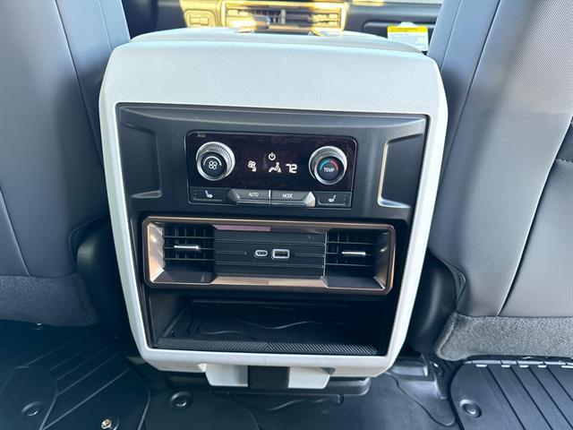 new 2025 GMC HUMMER EV Pickup car, priced at $103,914