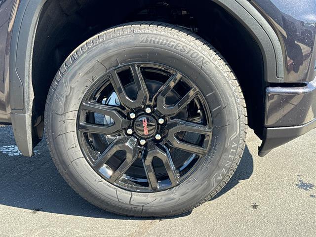 new 2025 GMC Sierra 1500 car, priced at $54,685