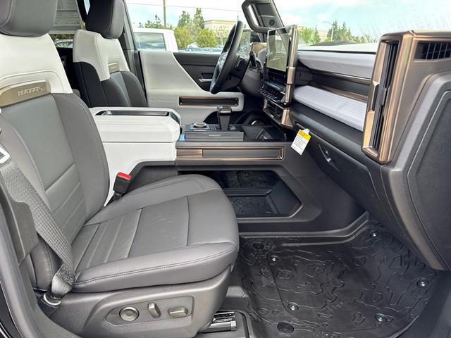 new 2025 GMC HUMMER EV Pickup car, priced at $103,784