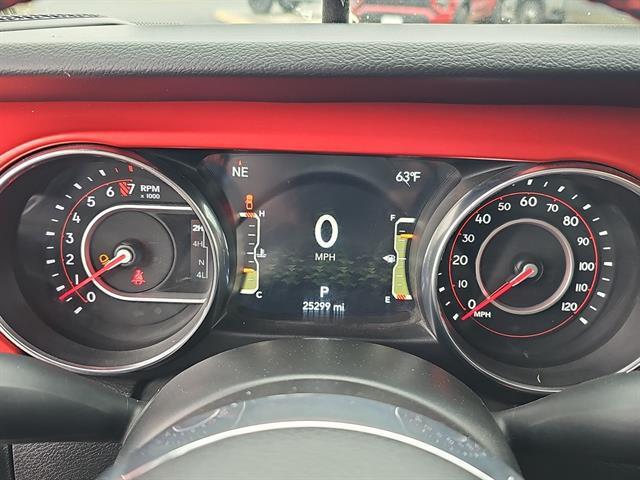 used 2022 Jeep Gladiator car, priced at $40,629