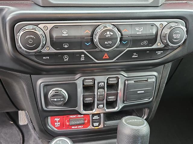 used 2022 Jeep Gladiator car, priced at $40,629