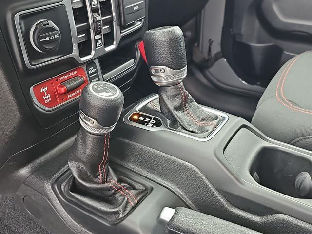 used 2022 Jeep Gladiator car, priced at $40,629
