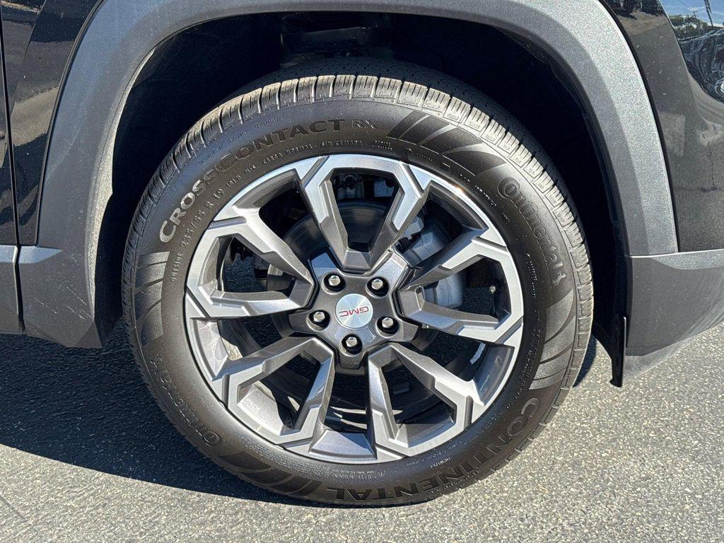 new 2025 GMC Terrain car, priced at $34,087