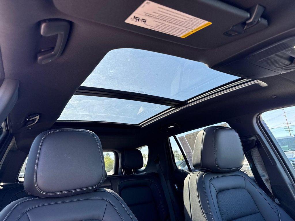 new 2025 GMC Terrain car, priced at $34,087