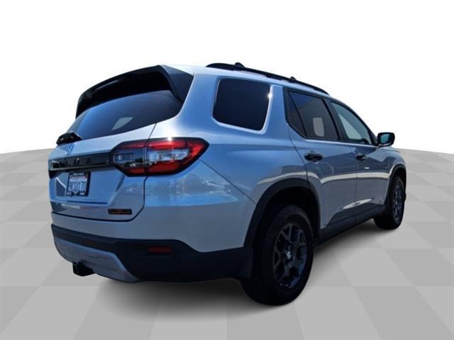 used 2024 Honda Pilot car, priced at $45,355