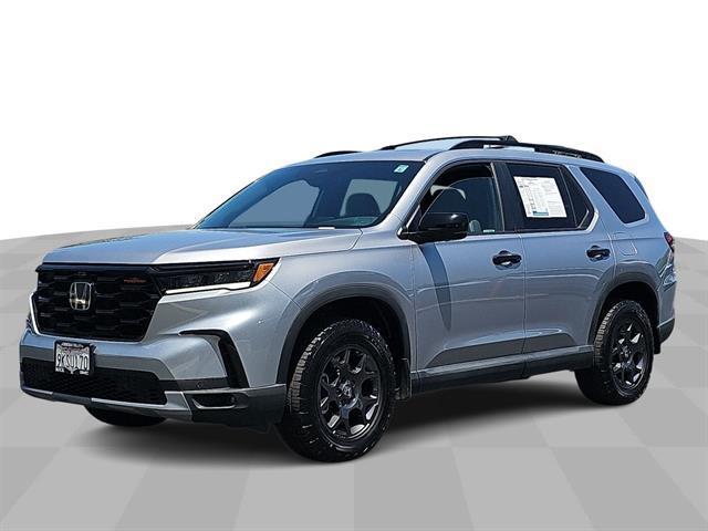 used 2024 Honda Pilot car, priced at $45,355