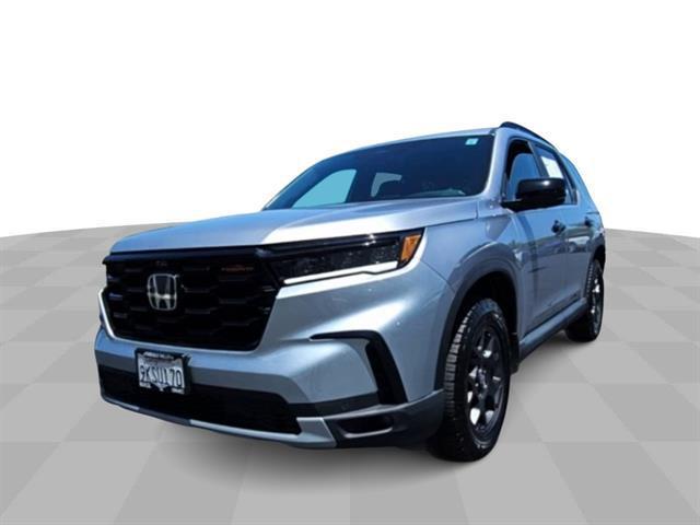 used 2024 Honda Pilot car, priced at $45,355