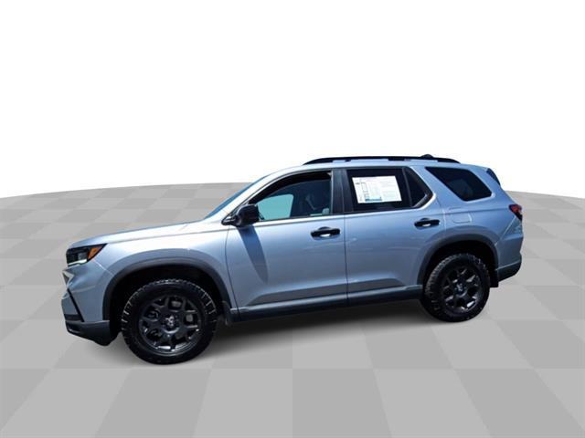 used 2024 Honda Pilot car, priced at $45,355