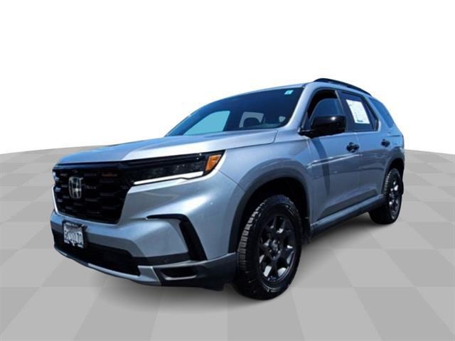 used 2024 Honda Pilot car, priced at $45,355