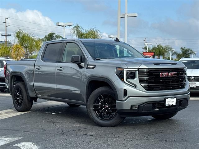 new 2025 GMC Sierra 1500 car, priced at $54,539