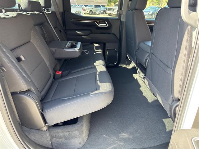 new 2025 GMC Sierra 1500 car, priced at $57,394
