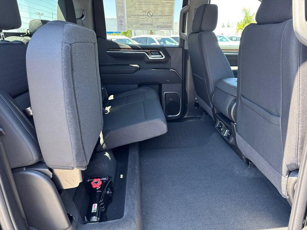used 2025 GMC Sierra 1500 car, priced at $52,281