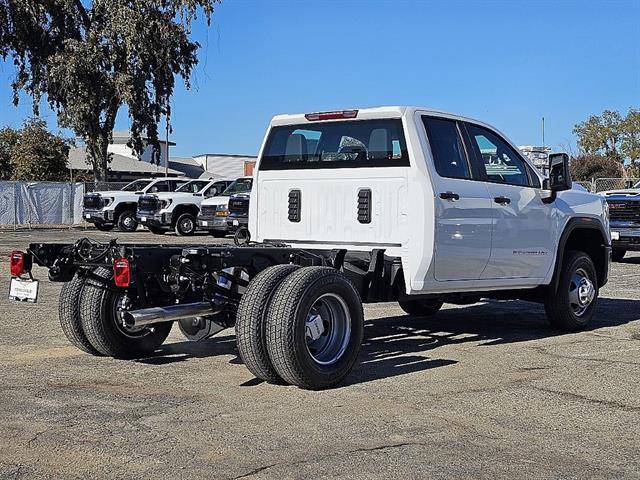 new 2024 GMC Sierra 3500 car, priced at $54,325