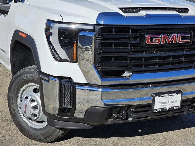 new 2024 GMC Sierra 3500 car, priced at $54,325