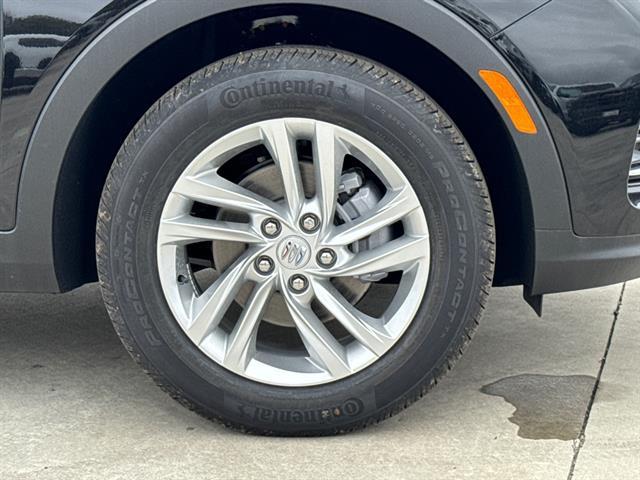 new 2025 Buick Envista car, priced at $27,179