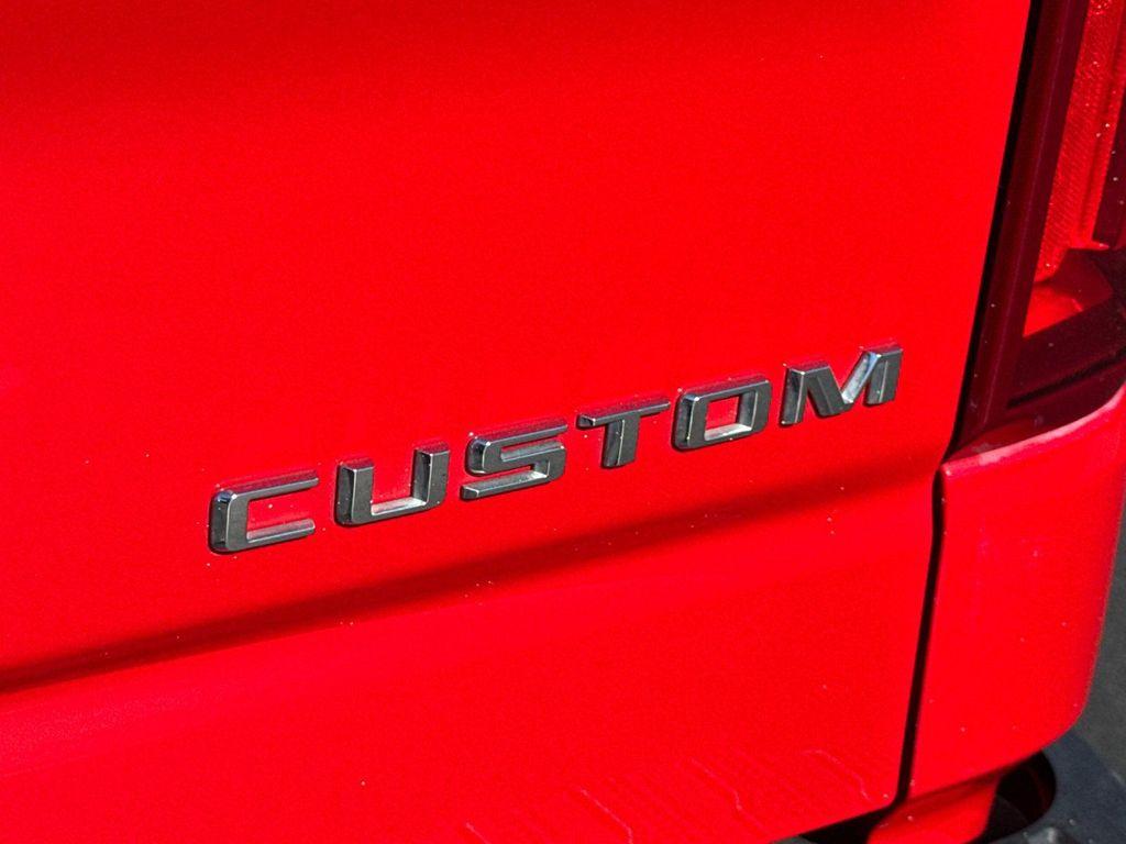 used 2022 Chevrolet Silverado 1500 car, priced at $27,572