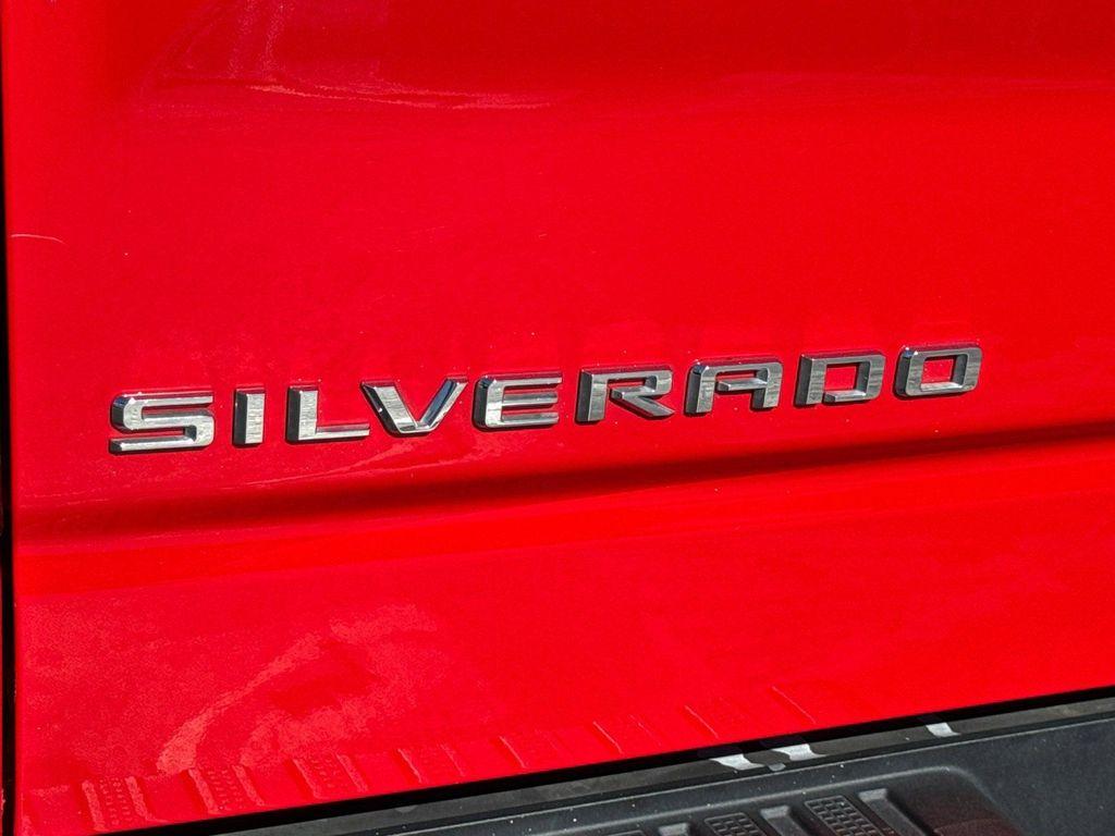 used 2022 Chevrolet Silverado 1500 car, priced at $27,572