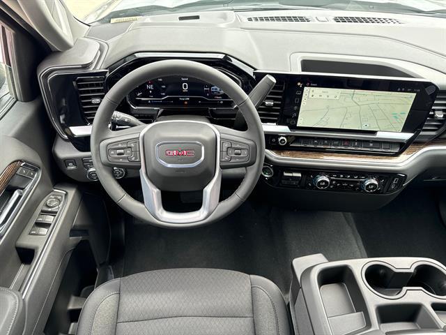 new 2025 GMC Sierra 1500 car, priced at $57,839