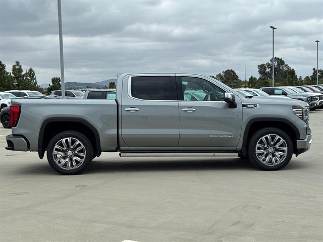new 2025 GMC Sierra 1500 car, priced at $77,904