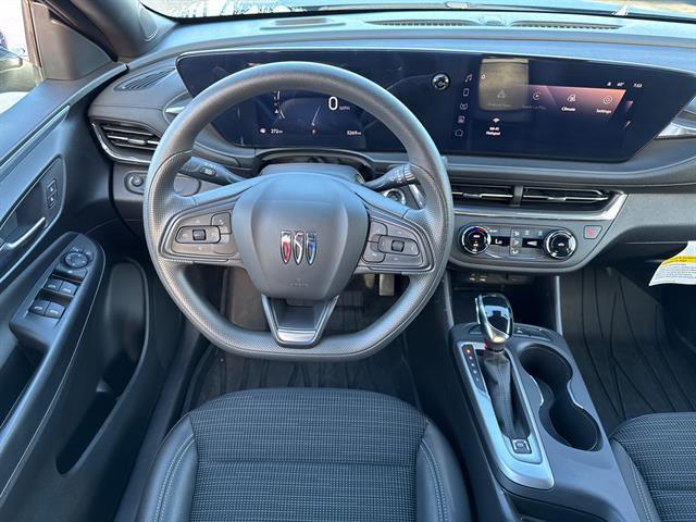new 2025 Buick Envista car, priced at $25,335