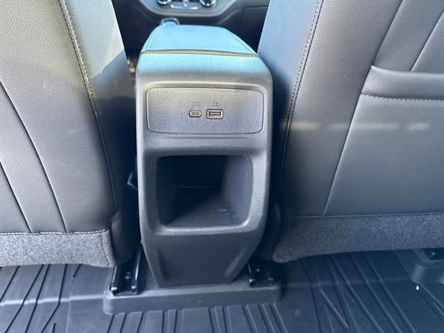 new 2025 Buick Envista car, priced at $25,335