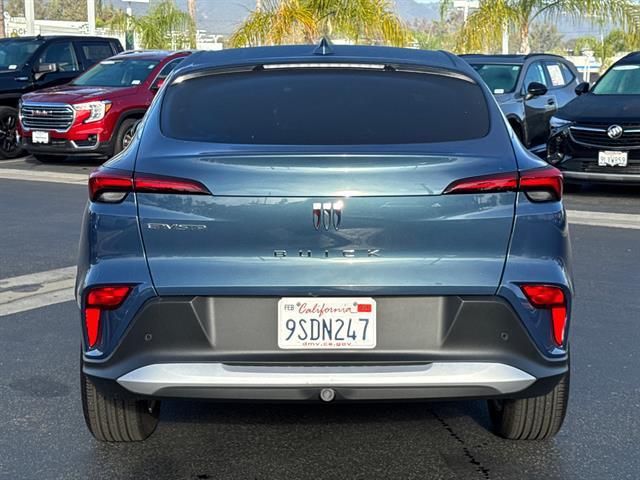 new 2025 Buick Envista car, priced at $25,335