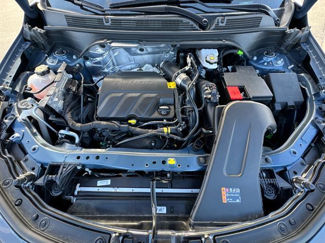 new 2025 Buick Envista car, priced at $25,335