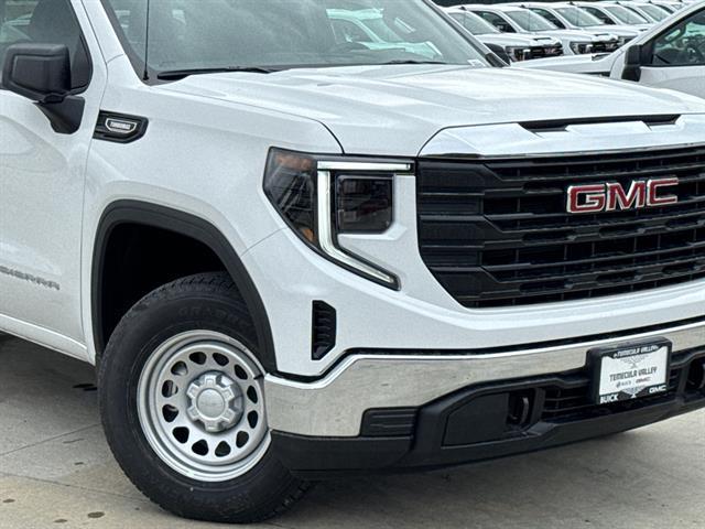 new 2025 GMC Sierra 1500 car, priced at $44,129