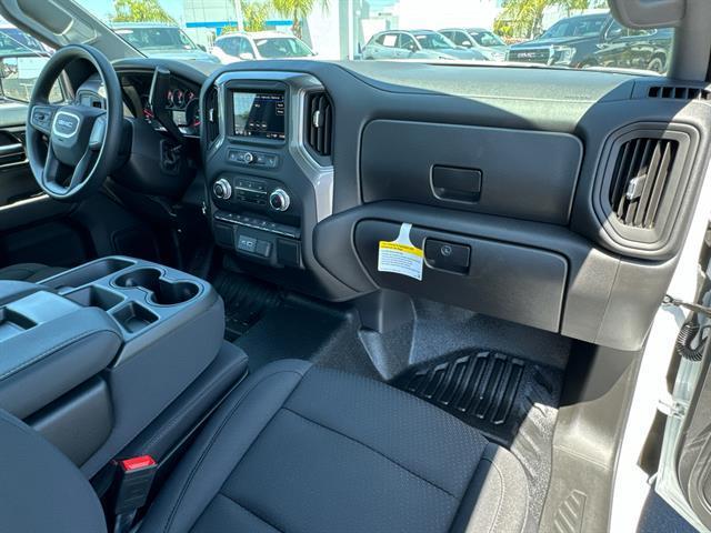 new 2025 GMC Sierra 1500 car, priced at $39,790