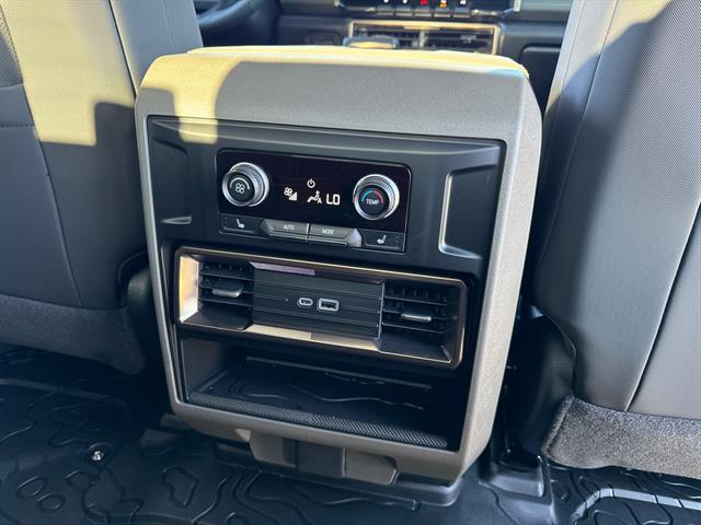 new 2025 GMC HUMMER EV Pickup car, priced at $99,690