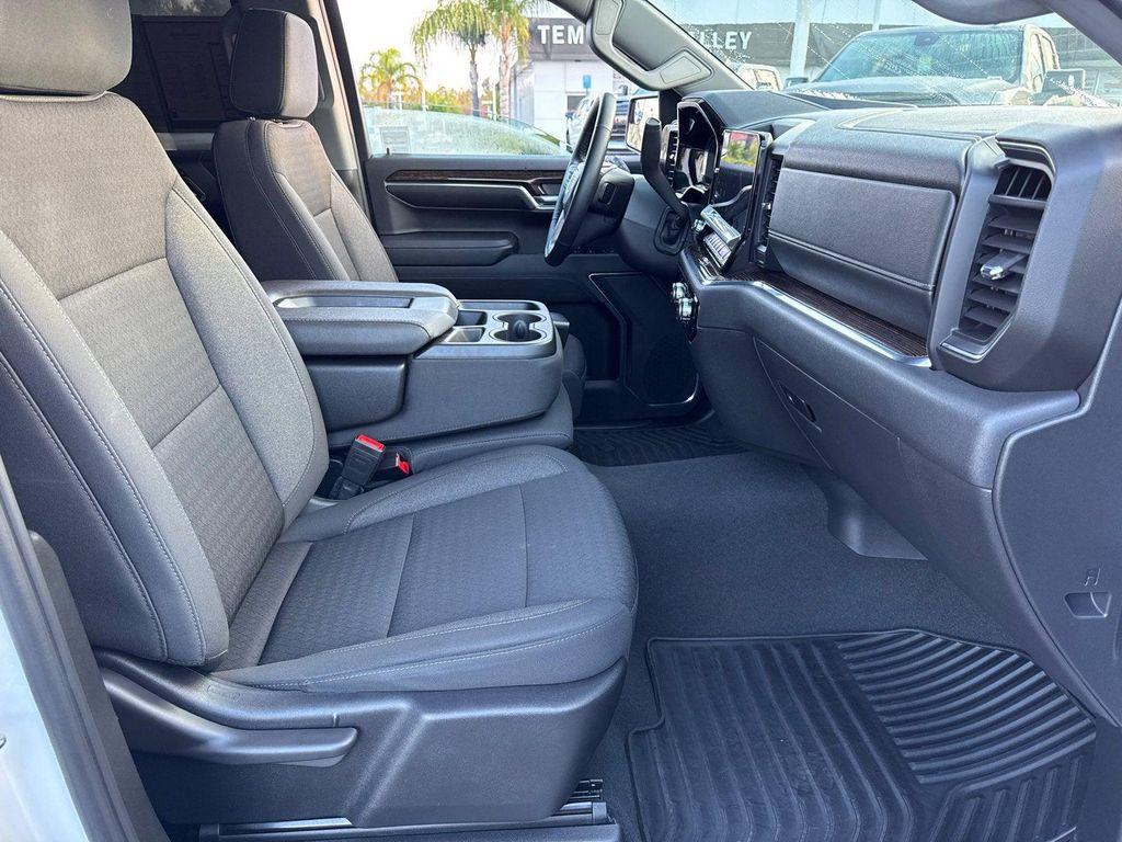 used 2024 GMC Sierra 1500 car, priced at $39,959