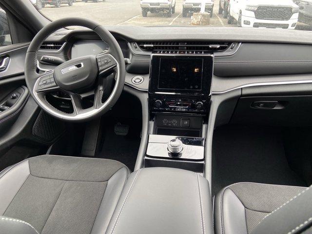 new 2025 Jeep Grand Cherokee L car, priced at $43,722