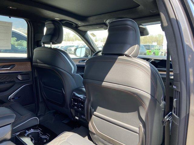 new 2025 Jeep Grand Cherokee L car, priced at $69,245