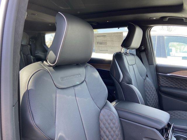 new 2025 Jeep Grand Cherokee L car, priced at $70,470
