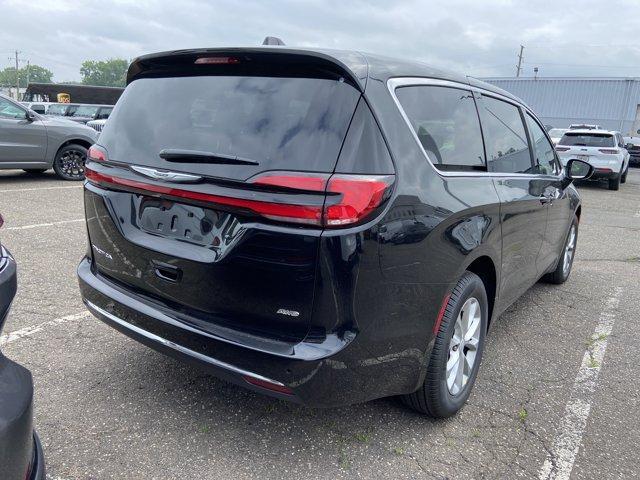 new 2025 Chrysler Pacifica car, priced at $44,959
