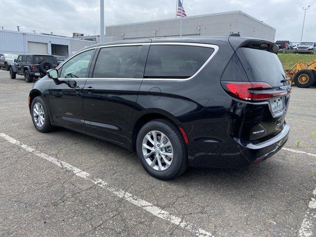 new 2025 Chrysler Pacifica car, priced at $44,959
