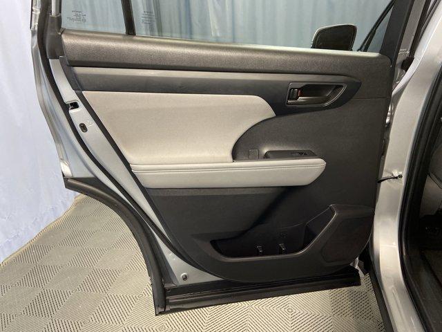 used 2023 Toyota Highlander car, priced at $33,999