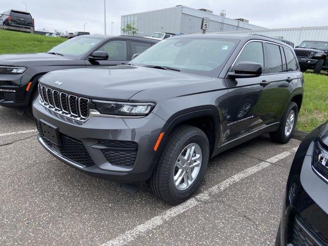 new 2025 Jeep Grand Cherokee car, priced at $39,398