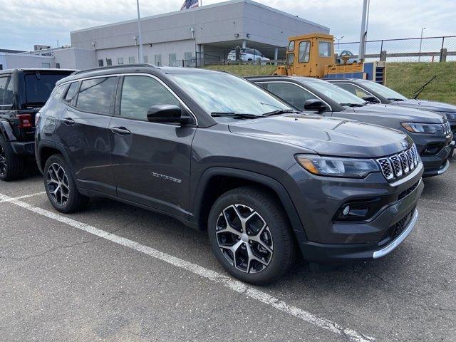 new 2024 Jeep Compass car, priced at $28,235